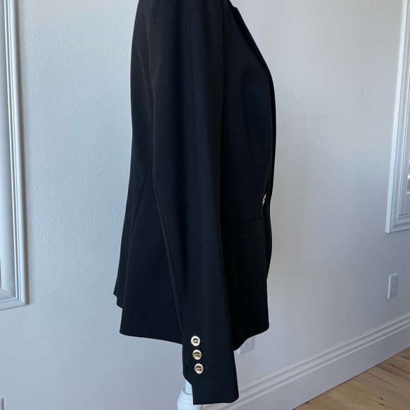 🎈ESCADA Black Blazer - Picture 3 of 7